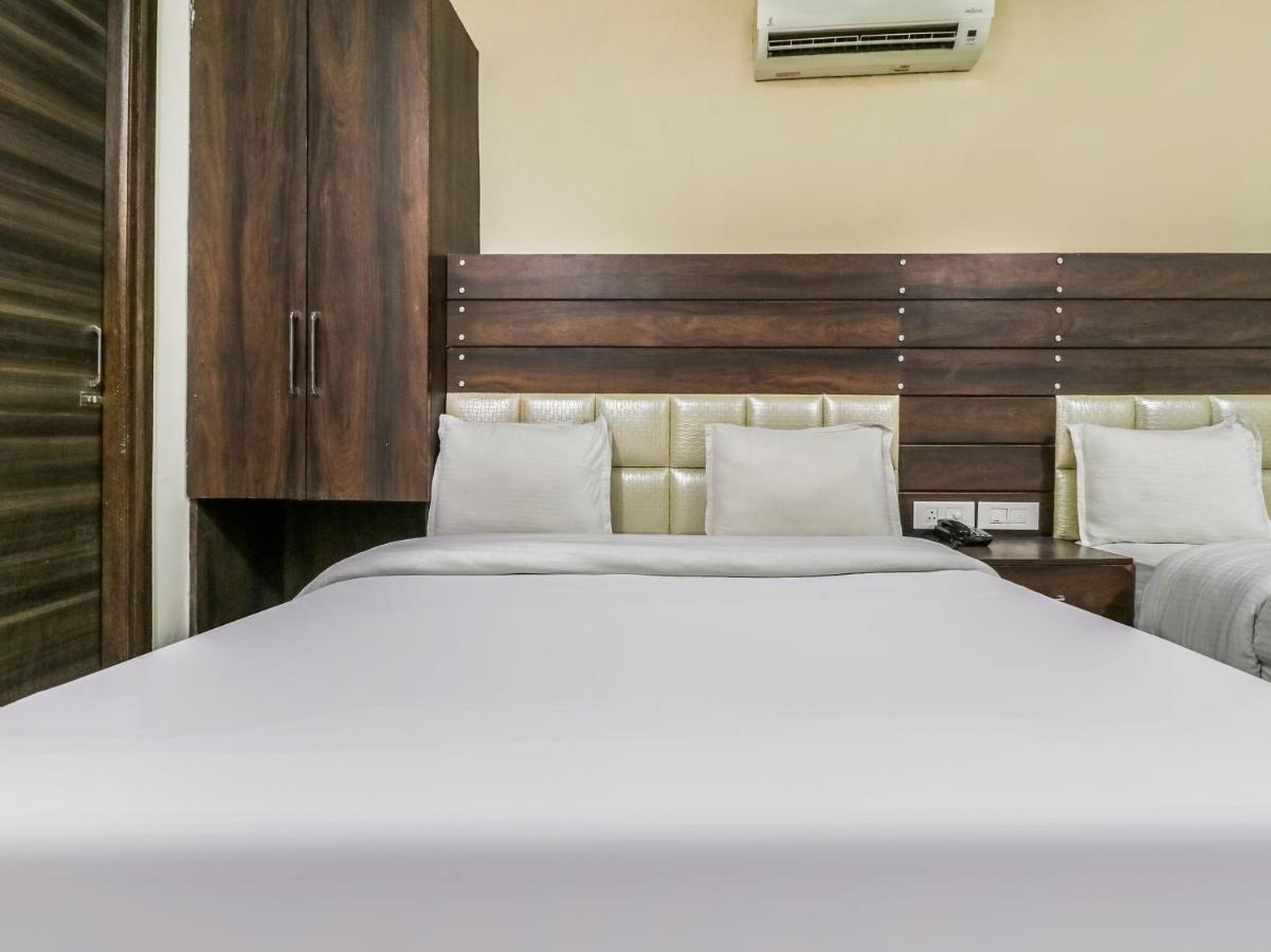 Oyo 1977 Hotel Grand Galaxy Amritsar Dış mekan fotoğraf
