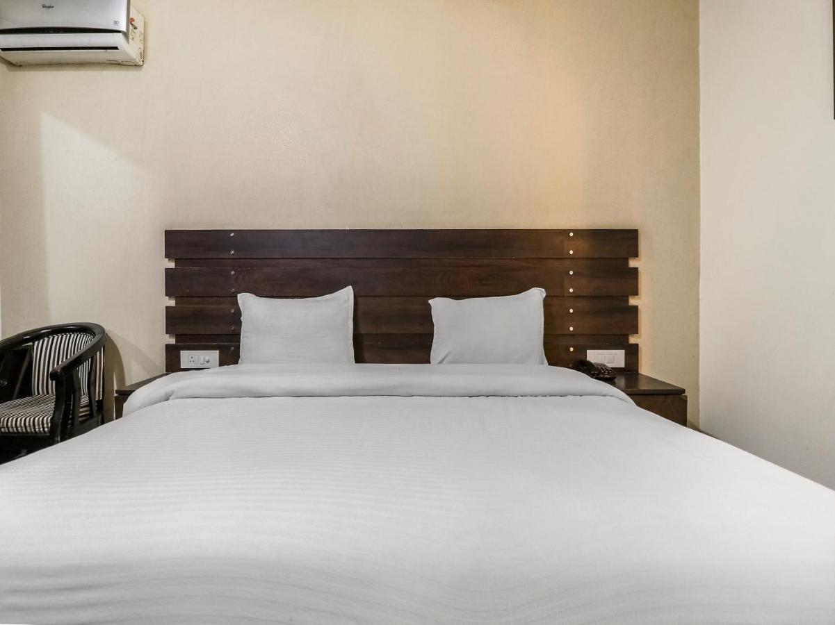 Oyo 1977 Hotel Grand Galaxy Amritsar Dış mekan fotoğraf